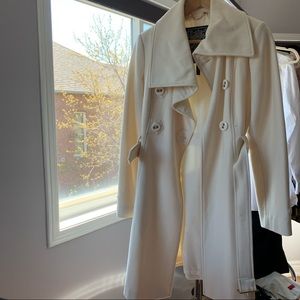 Guess White Coat